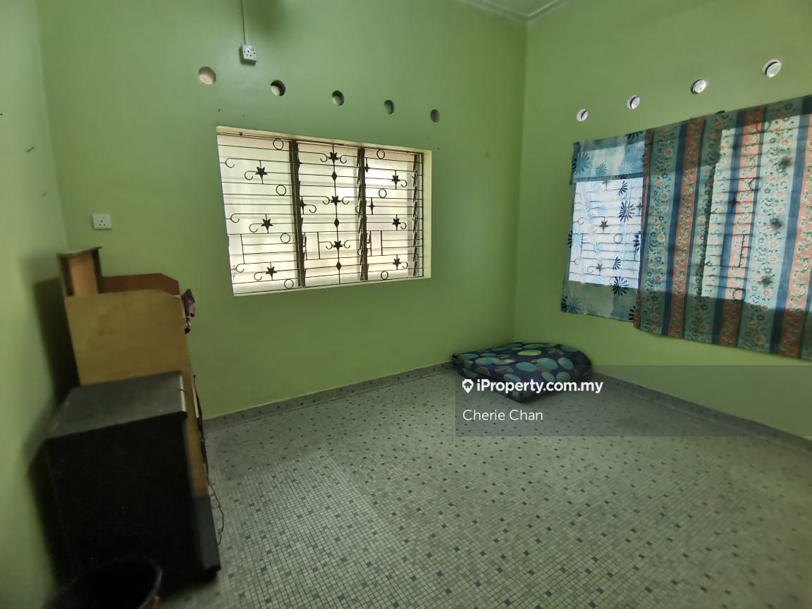 Kim Teng Park semiD , Taman Pelangi,Taman Abad, Johor Bahru Semi