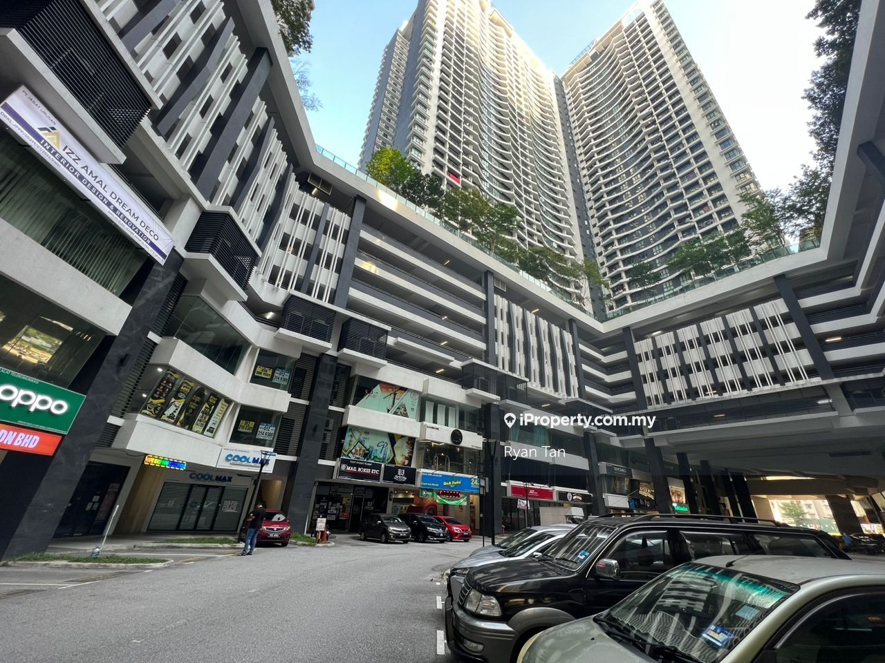 KL Trader Square 3 Storey Shop Fully Tenanted Sell With Furniture, KL