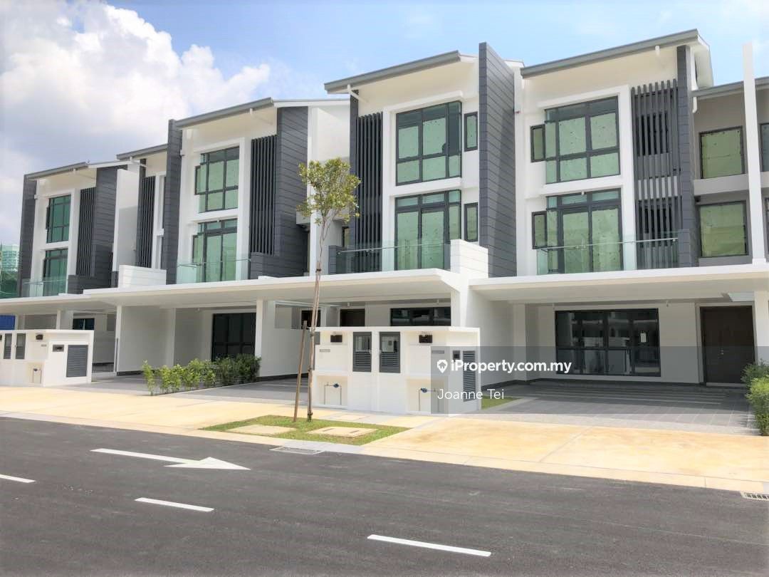 Eugenia, Sejati Residence, Cyberjaya Intermediate 3sty Terrace/Link