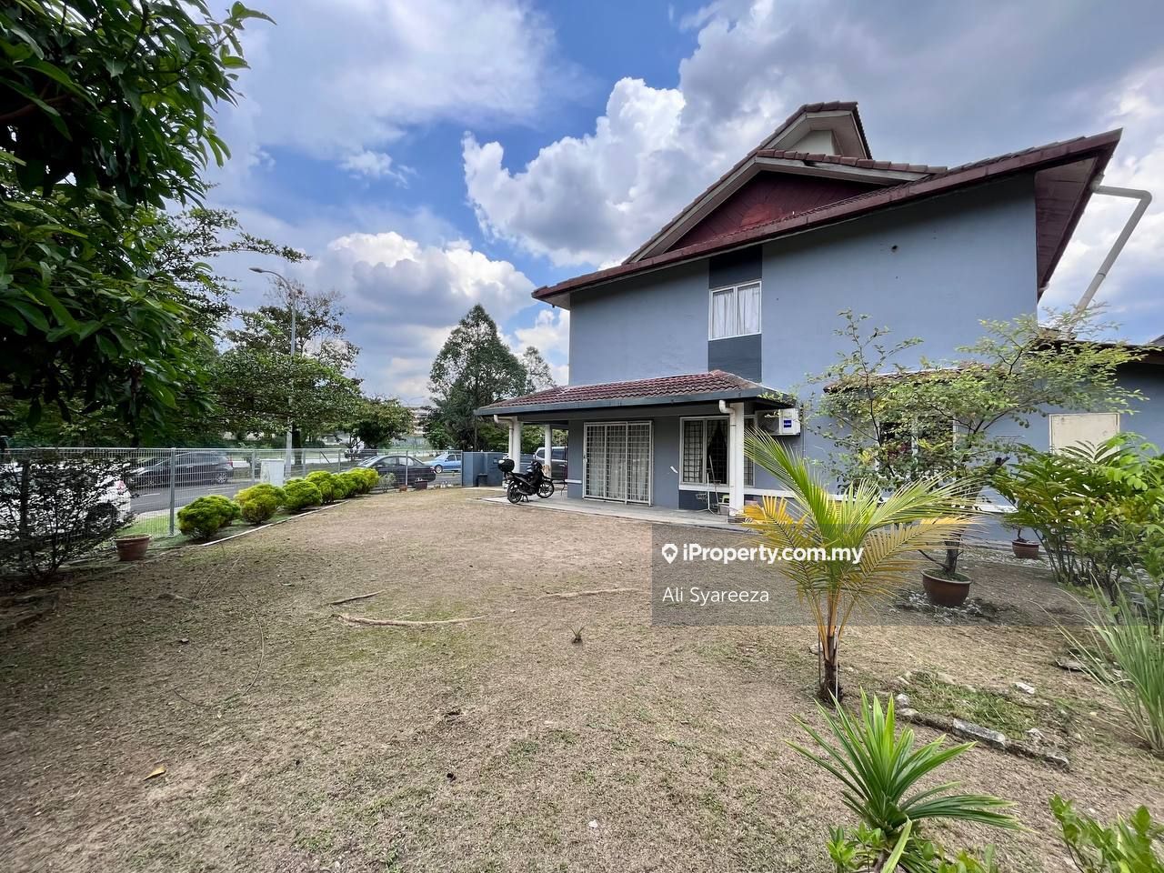Jalan Nova U5 Subang Bestari, Shah Alam Corner lot 2sty Terrace/Link