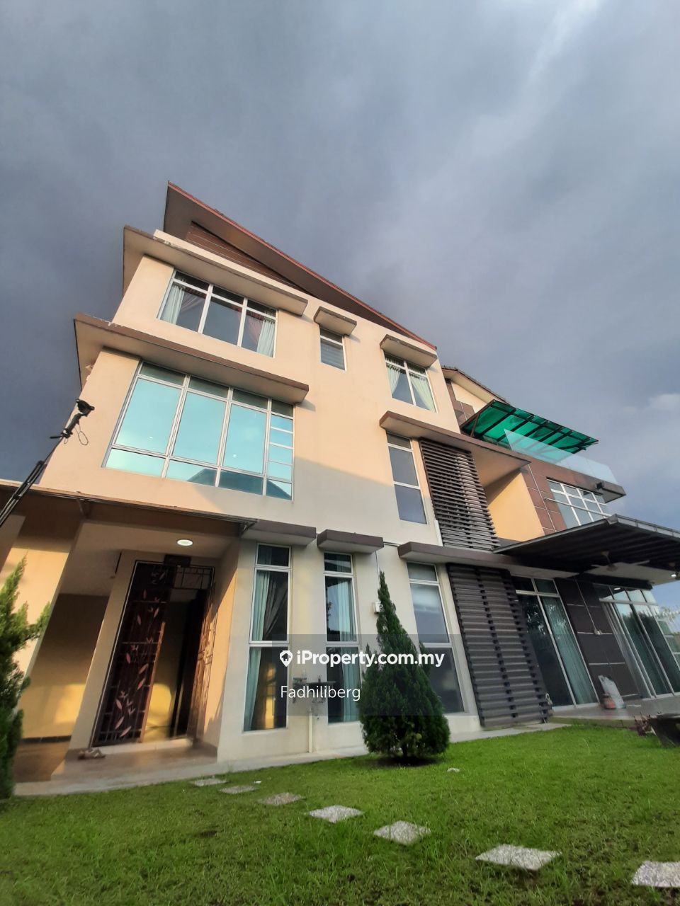 Avenue 6 Lake Valley BTHO, Cheras Bungalow 7 bedrooms for sale