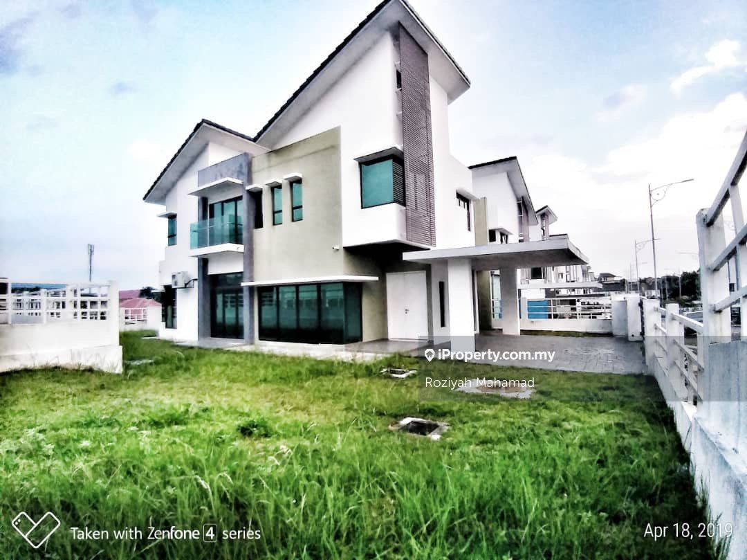 sungai ramal dalam, Kajang Corner lot Semidetached House 6 bedrooms
