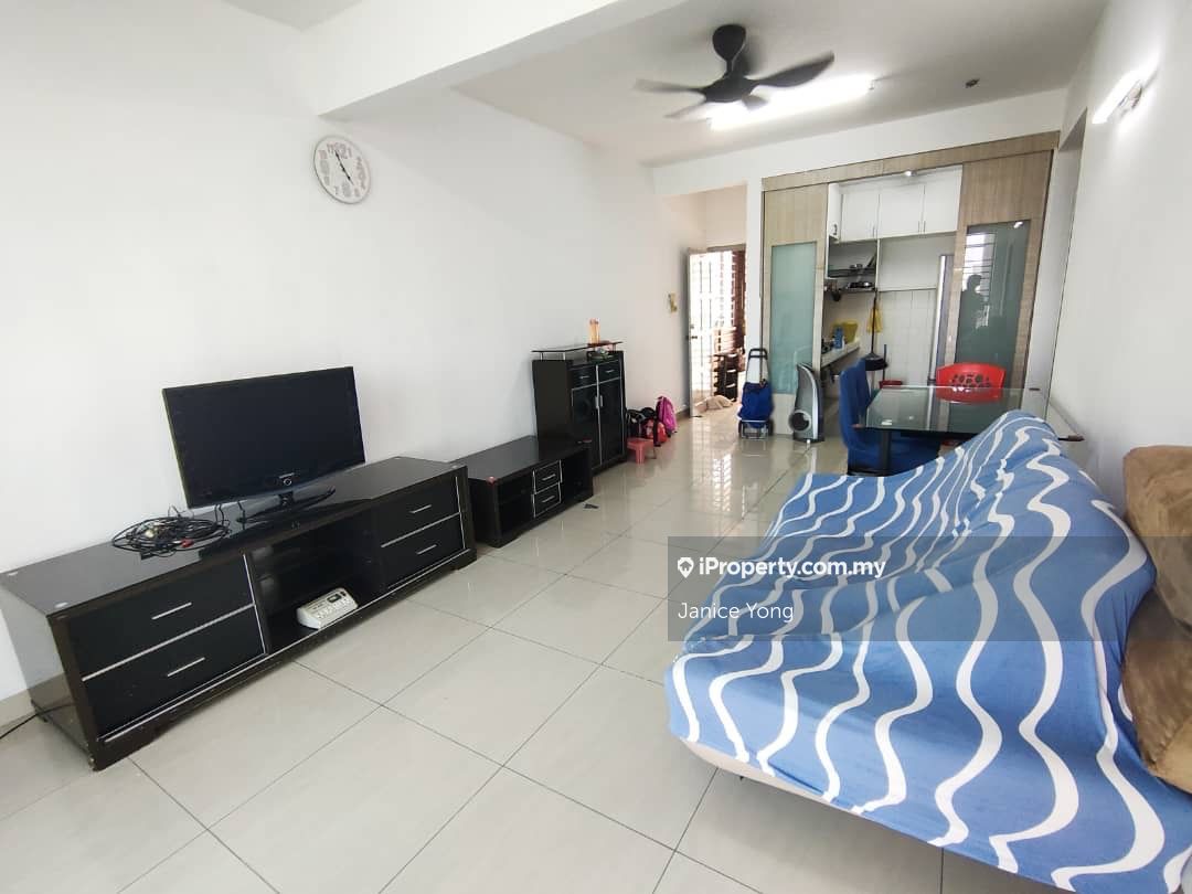 SuriaMas Suites Apartment 3 bedrooms for rent in Johor Bahru, Johor