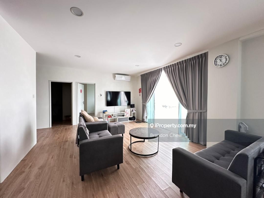 McKenzie Avenue Apartment 3 bedrooms for sale in Kuching, Sarawak