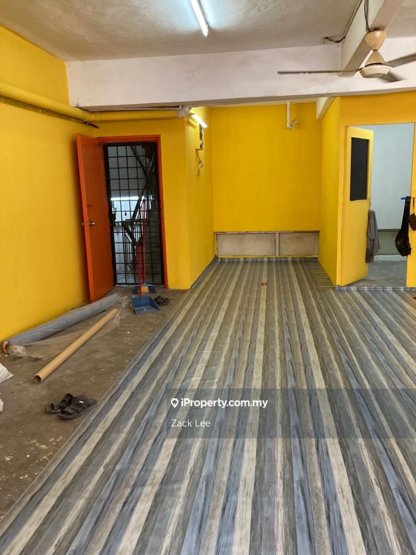 Intan Apartment, Puchong