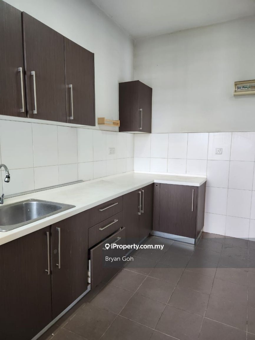 Jentayu Residensi @ Tampoi Serviced Residence 4 Bedrooms For Rent In ...