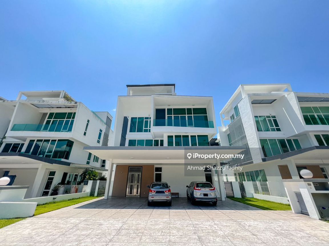 Aspen Garden Residence, Cyberjaya Intermediate Bungalow 9+1 bedrooms