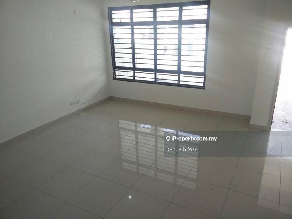 Taman Bukit Dahlia ORIGINAL 2 Storey HIGHWAY, Pasir Gudang 2sty