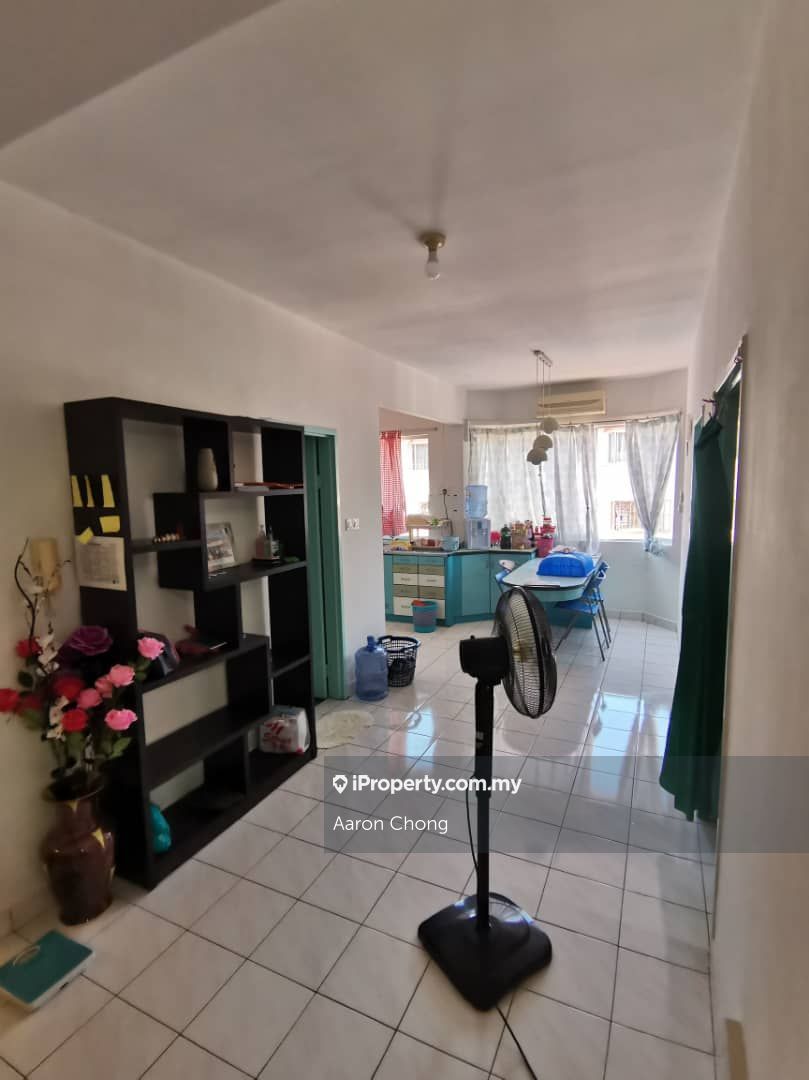 Beverly Hills 3, Penampang