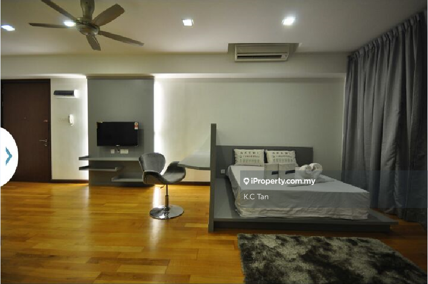 Regalia Residence Studio Serviced Residence for rent in Jalan Sultan