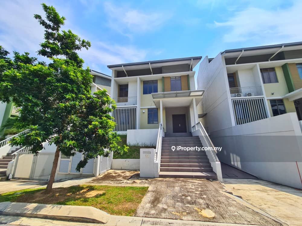 Presint 16, LAKE VIEW 2 ½ Zero Lot Bungalow, Putrajaya
