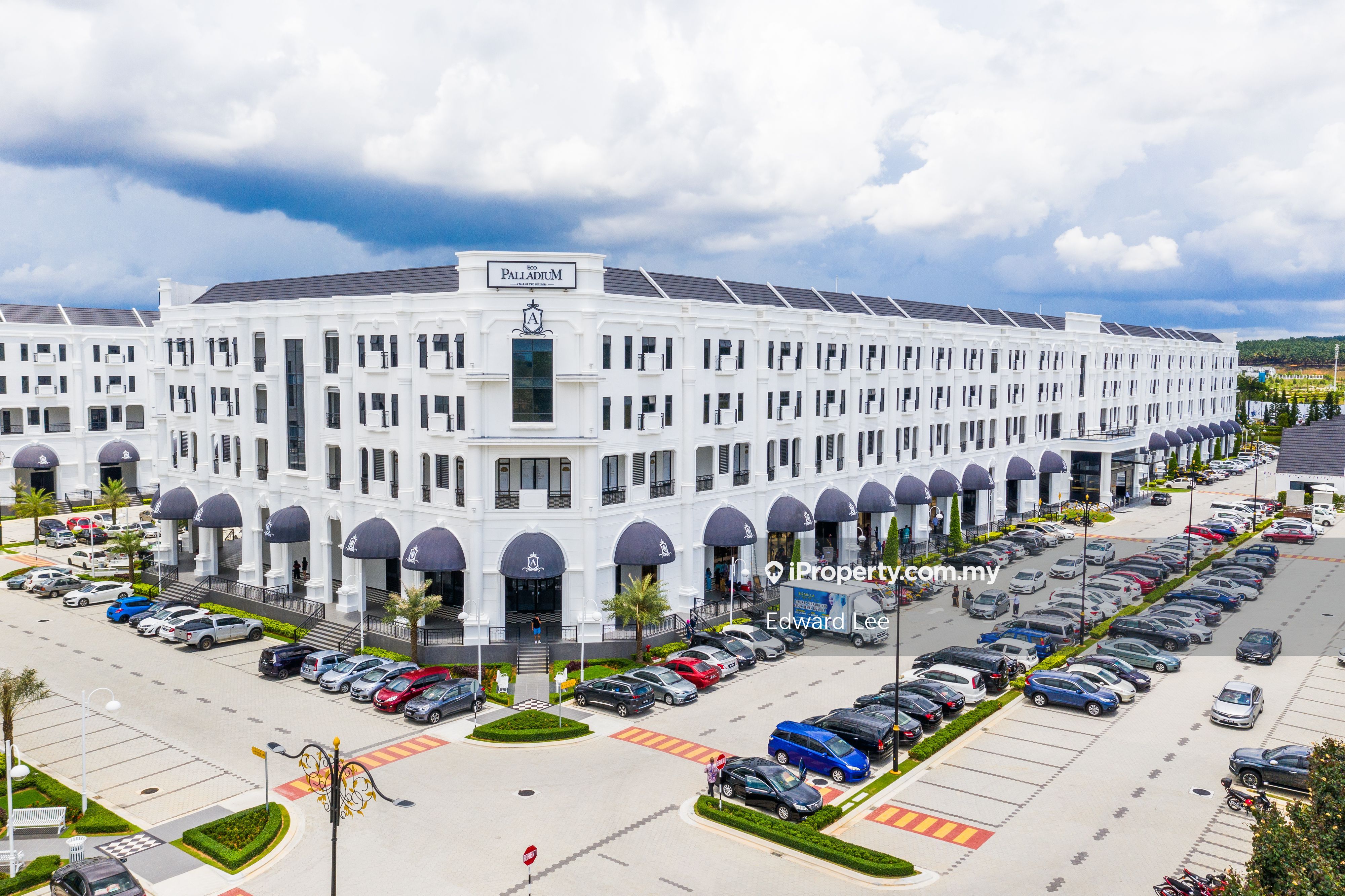 Eco Palladium Eco Spring, Mount Austin, Johor Bahru End lot Shop