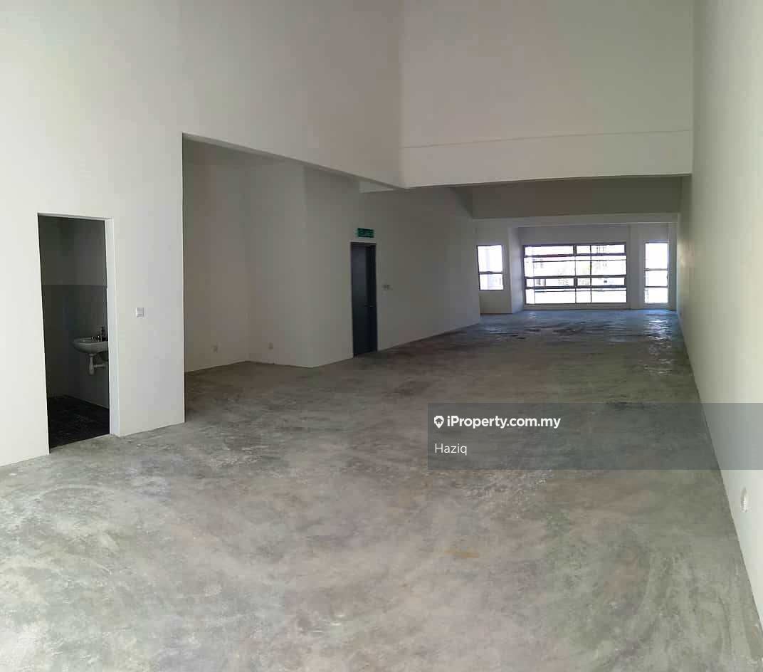 Freehold Ground Floor Shop Lot Office Mercato Bandar Baru Enstek, Bandar Enstek, Nilai