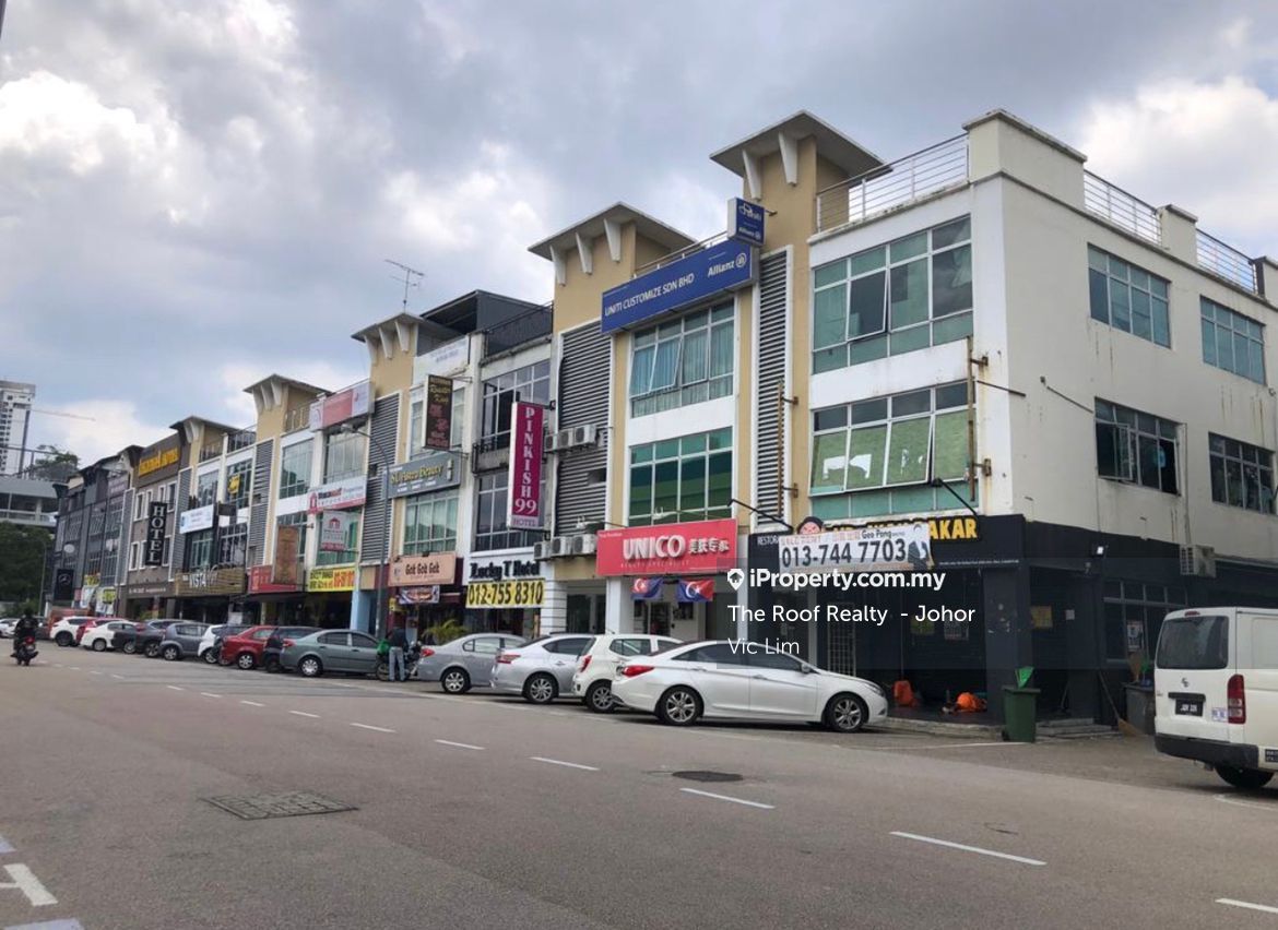 Taman nusa bestari 3storey shop lot, Johor Bahru Intermediate Shop