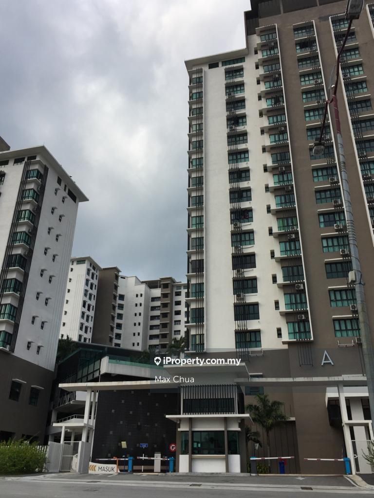 Lake Vista Residence (Tasik Vista Residen) Condominium 3 bedrooms for
