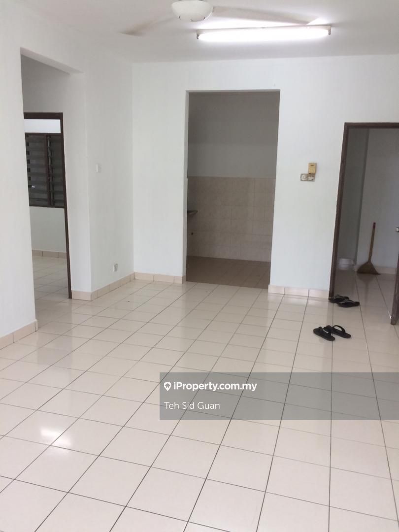Tropika Apartment, Bandar Bukit Tinggi, Pandamaran