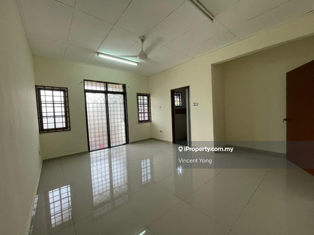 Megah Ria, Taman Rinting, Permas Jaya