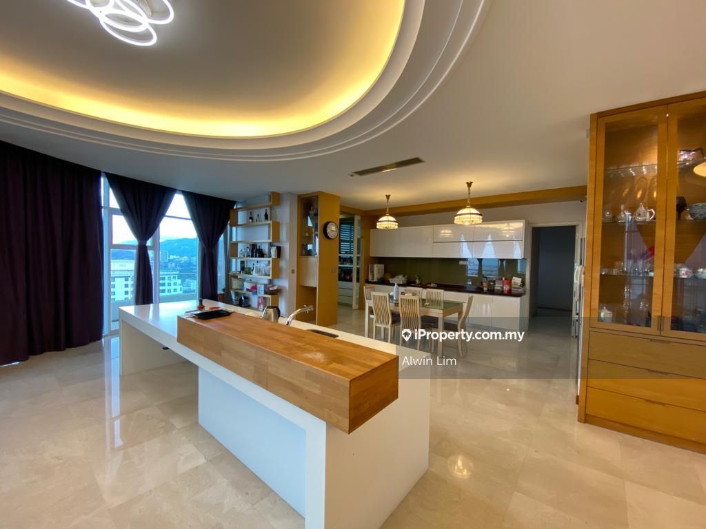 8 Gurney (The Shore Condominium) Penthouse Condominium 6+1 bedrooms for