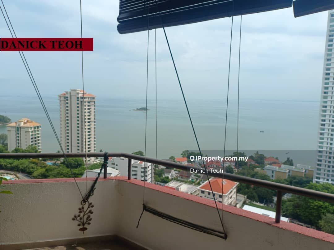 Horizon Tower Corner lot Condominium 3+1 bedrooms for sale in Tanjung ...