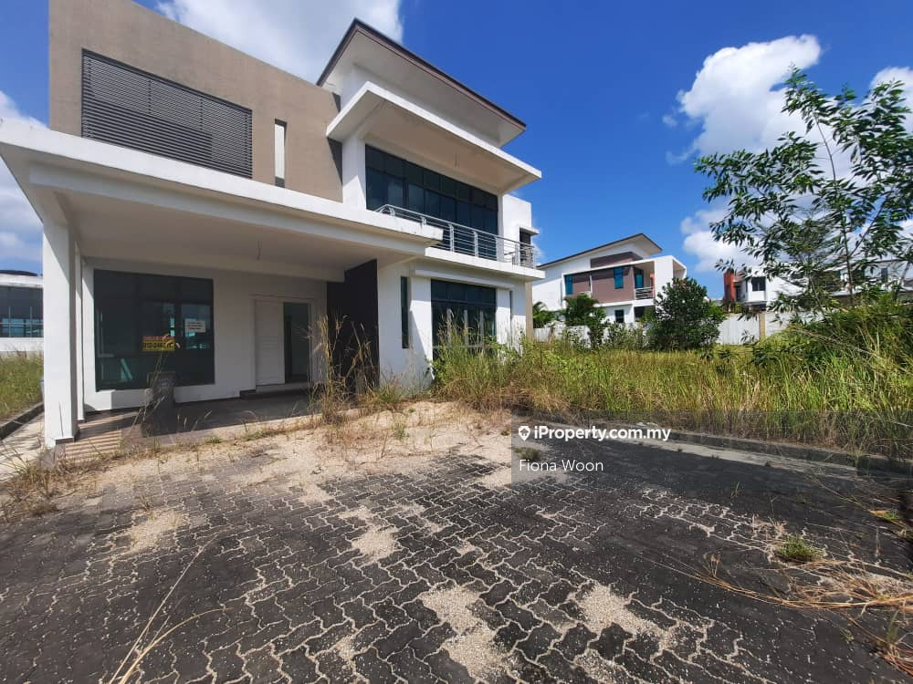 Taman Vista Kirana, Ayer Keroh Bungalow 5 bedrooms for rent iProperty