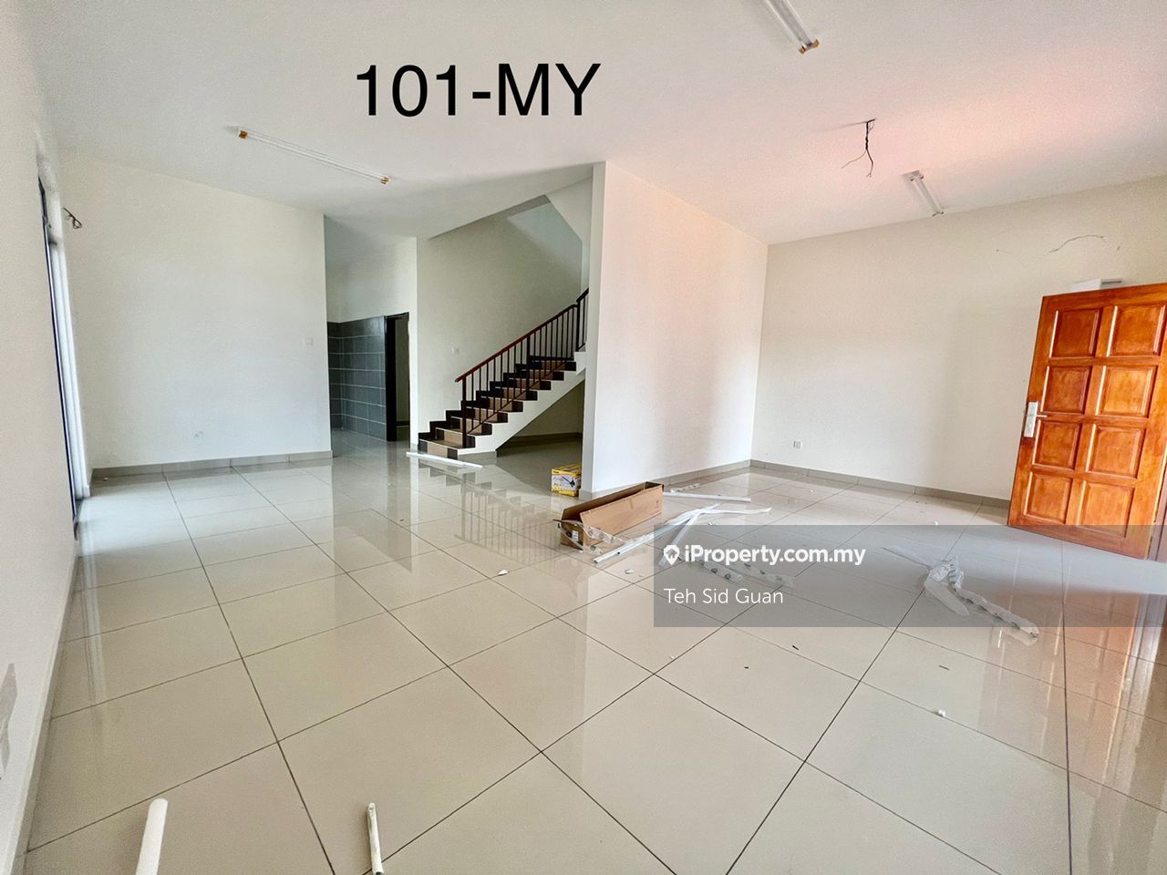 Jenjarom, Taman Seri Jaromas, Taman Melati, Jenjarom Intermediate Semi