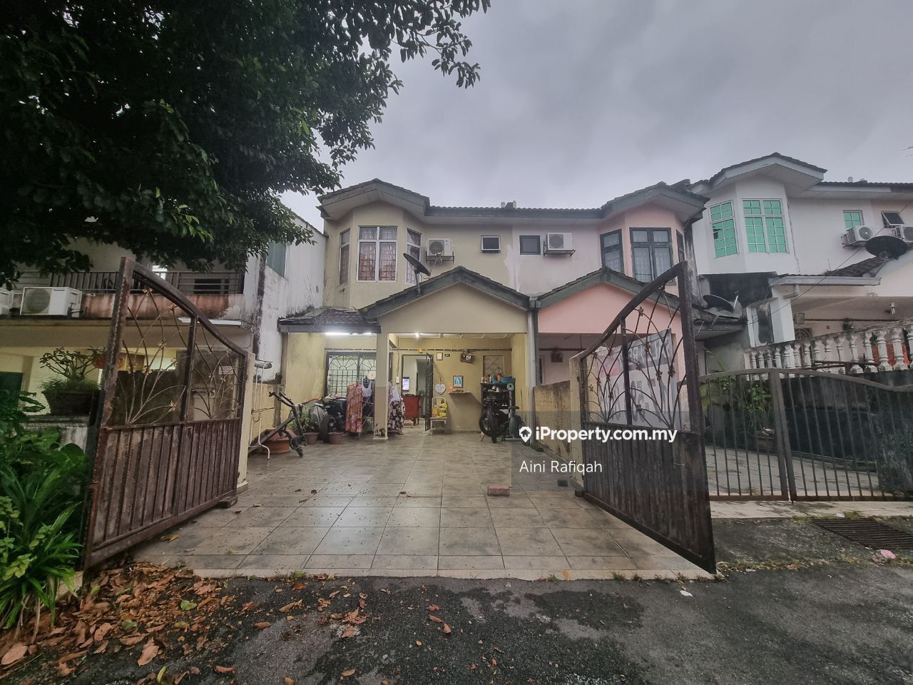 Taman Saujana Puchong, Puchong 2-sty Terrace/Link House 4 Bedrooms For ...