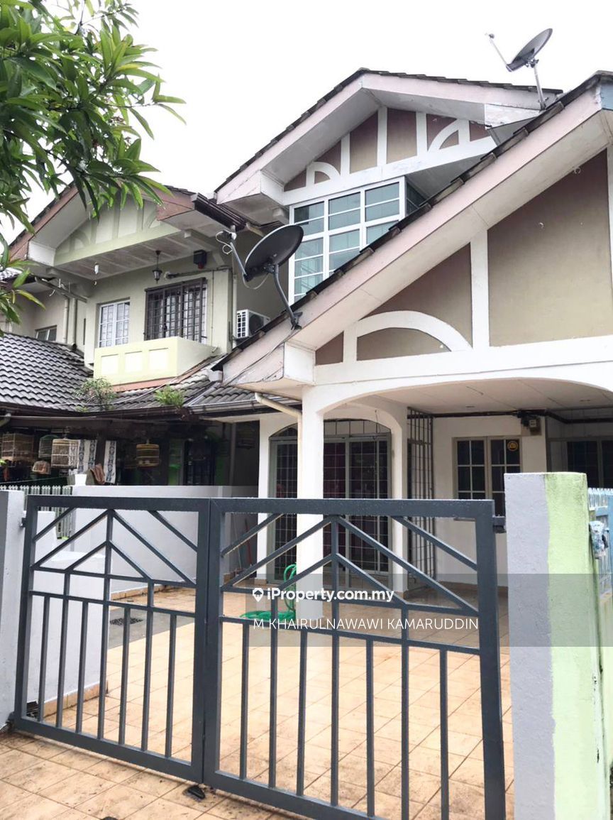 Bandar Kinrara 5 BK 5, Bandar Kinrara Intermediate 2sty Terrace/Link