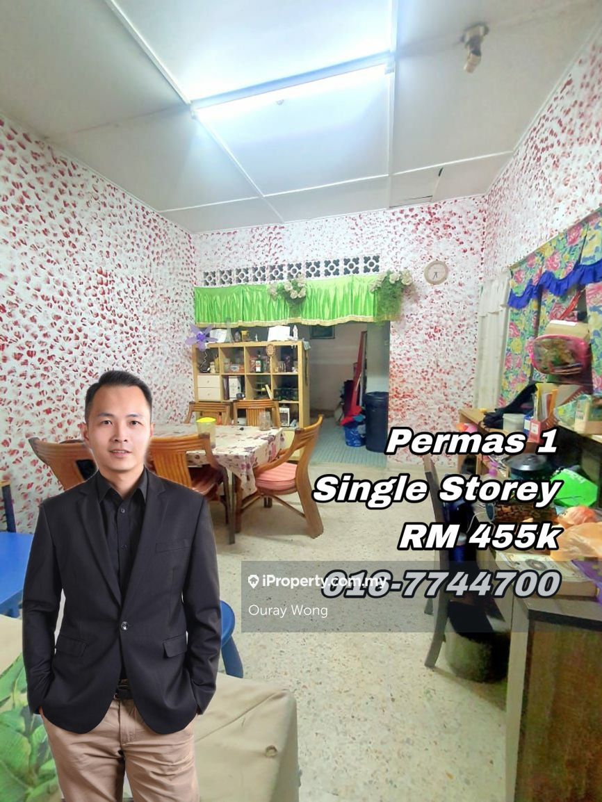 Permas Jaya Intermediate 1sty Terrace/Link House 3+1 bedrooms for sale