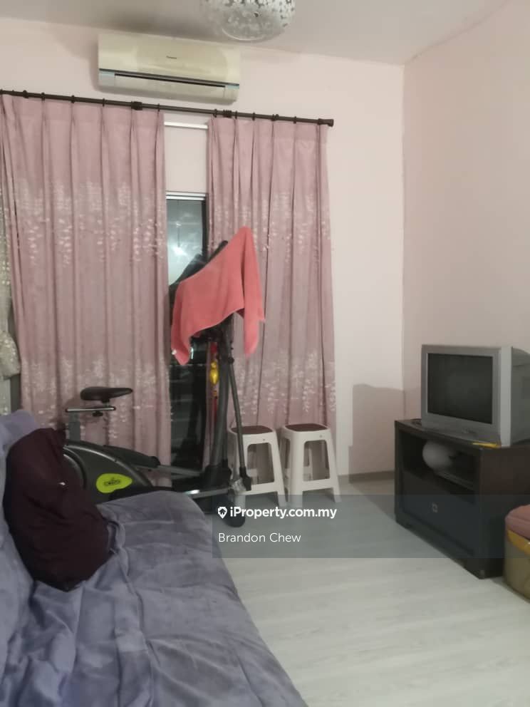 MJC Courtyard Sanctuary Apartment 3 bedrooms for rent in Kuching