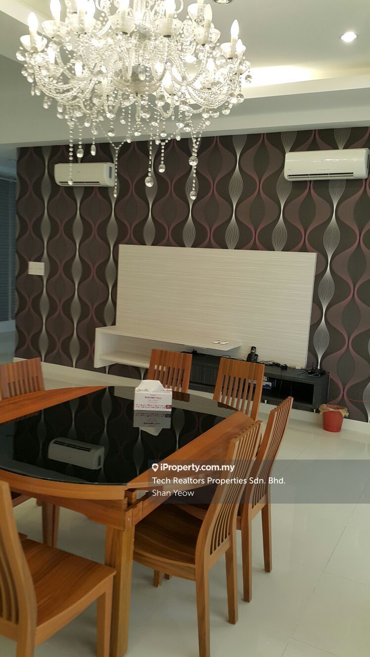 H Residence (One Ritz Residence / Kelawai View), Gurney