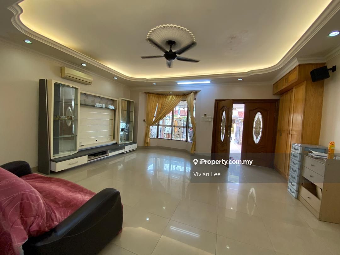 Taman Megah, Suria home, Taman Petaling , Kepong Intermediate 3sty