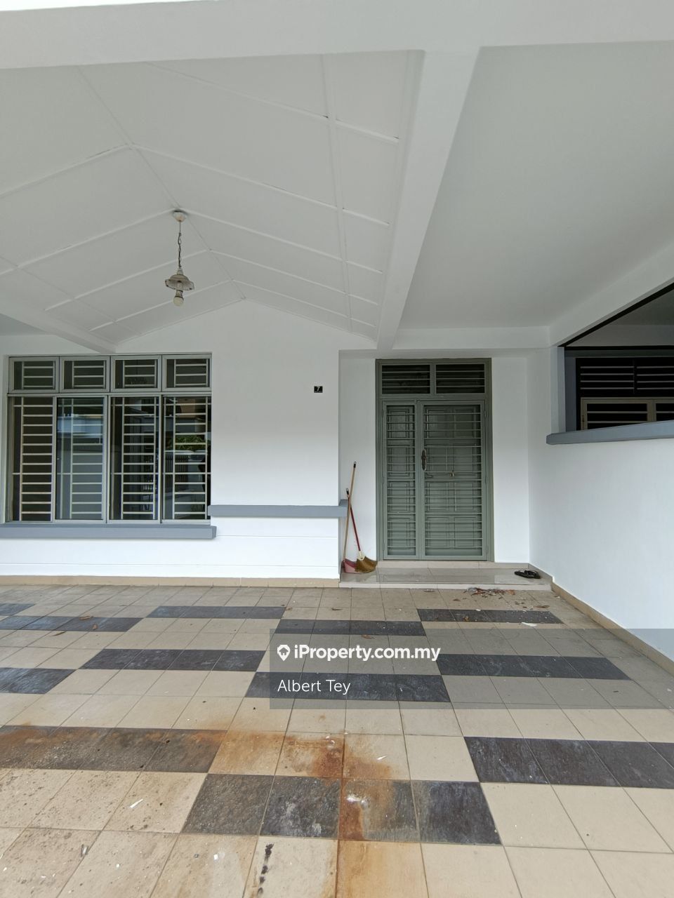 Bandar Uda Utama Double storey for sale, Johor Bahru for sale