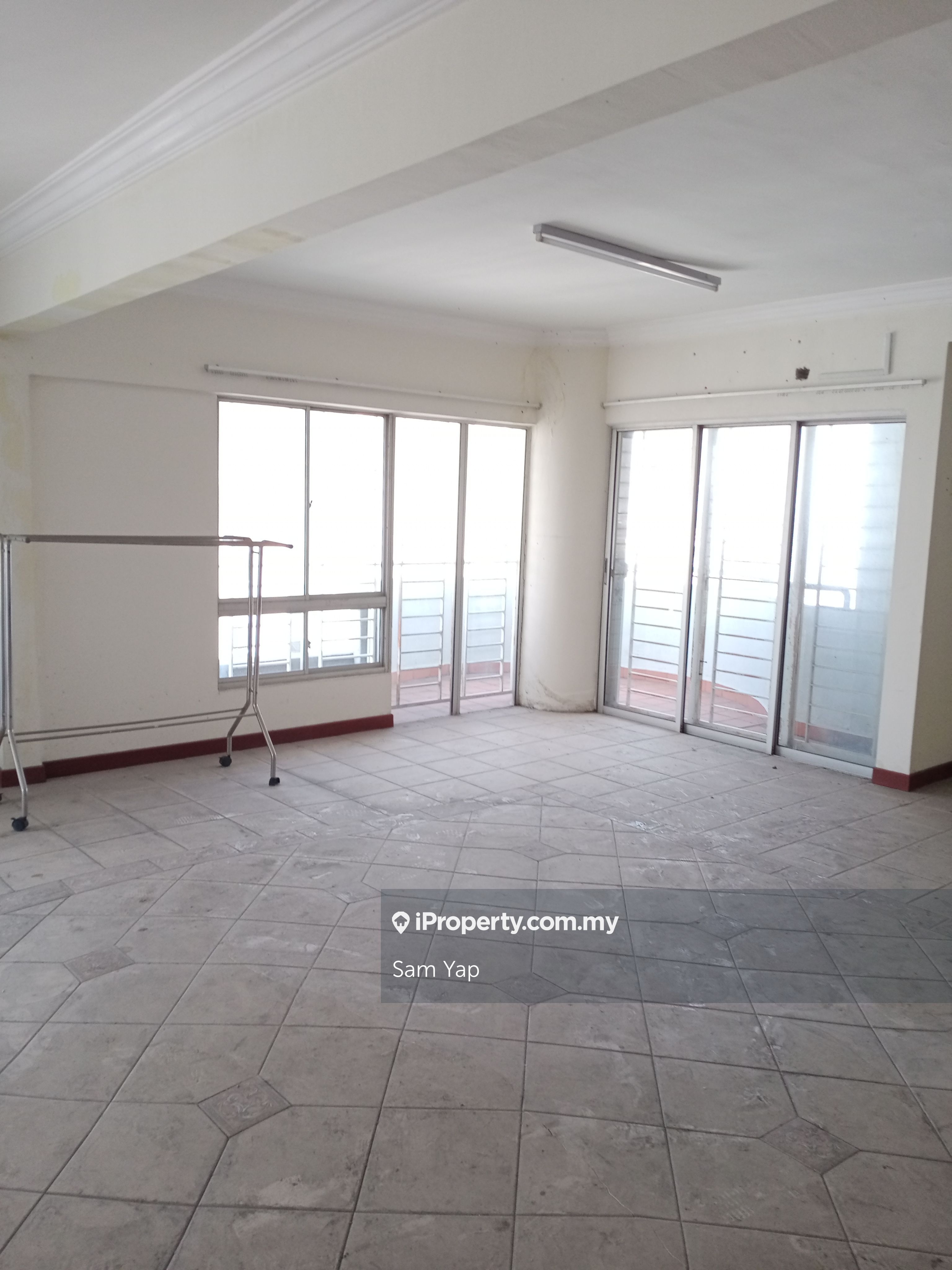 Amadesa Resort Condominium, Taman Desa Petaling, Desa Petaling for sale