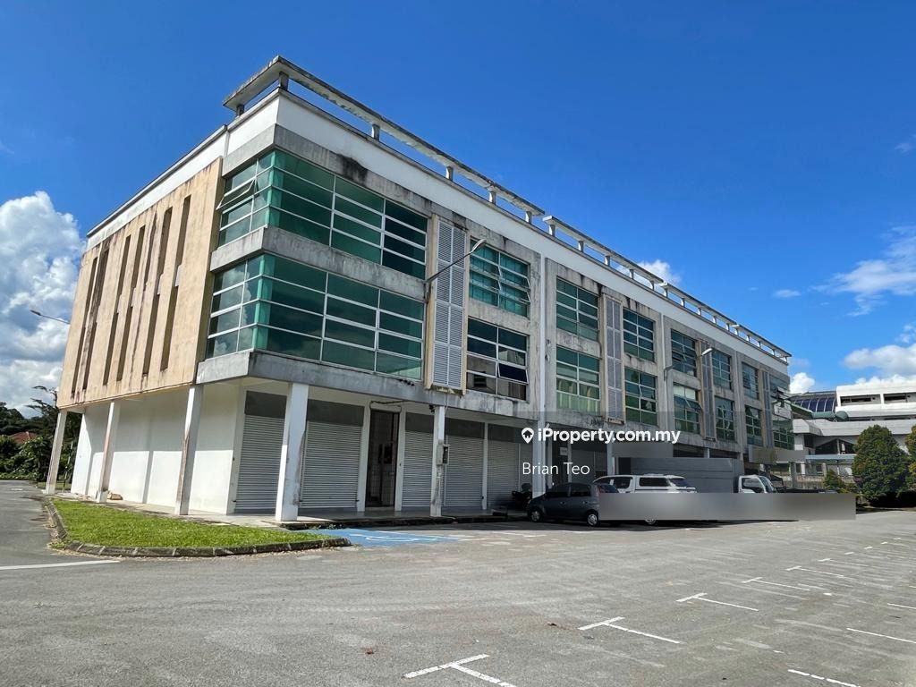 Padawan, Kuching Shop for sale