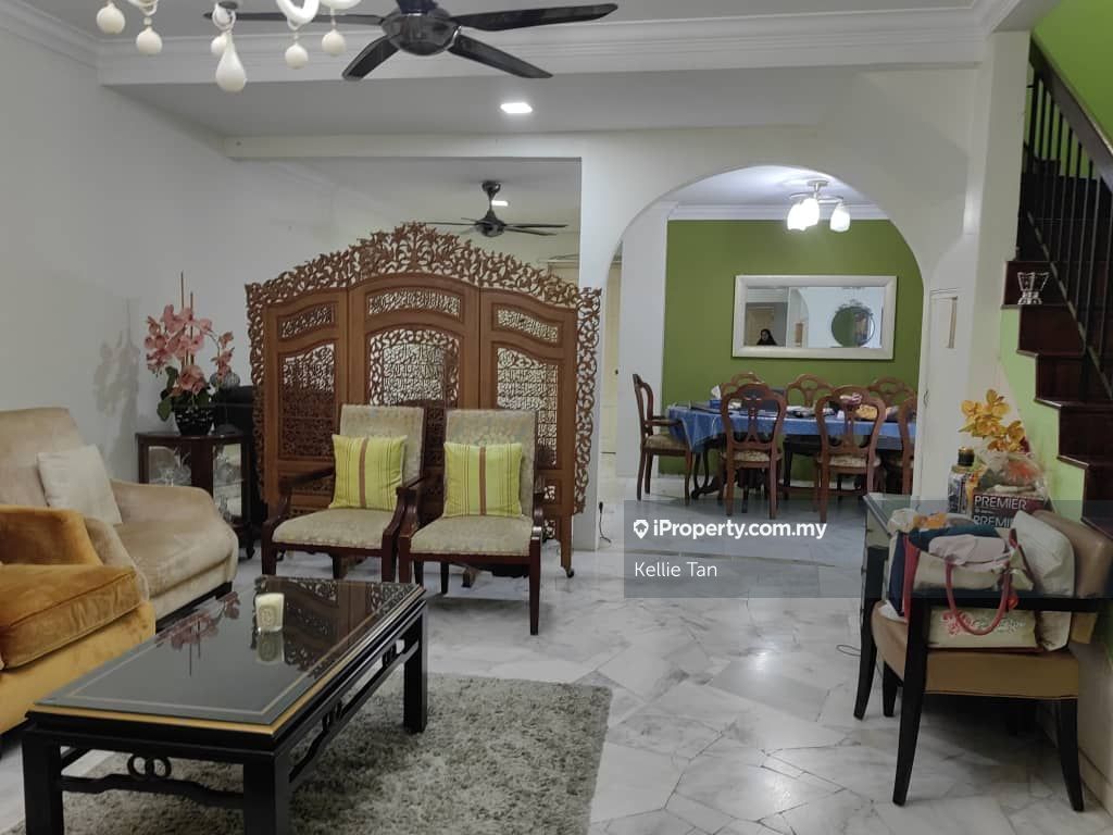 Batu Caves 2sty Terrace/Link House 5 bedrooms for sale