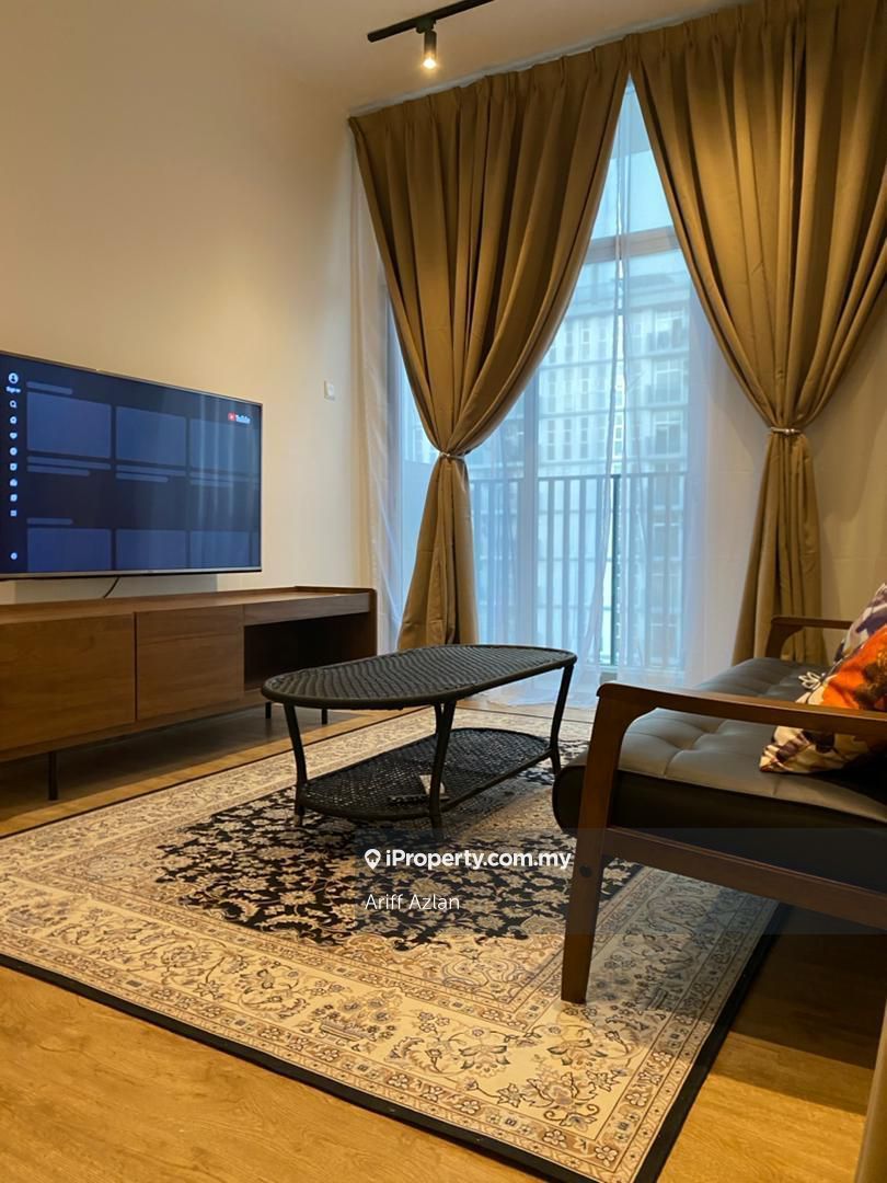 Lakefront Homes Condominium 3+1 bedrooms for rent in Cyberjaya