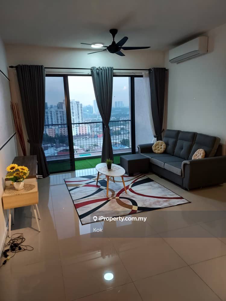 Nidoz Residences @ Desa Petaling Condominium 4+1 bedrooms for rent in
