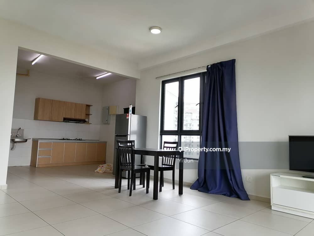 Zefer Hill Residence Corner lot Condominium 3+1 bedrooms for rent in