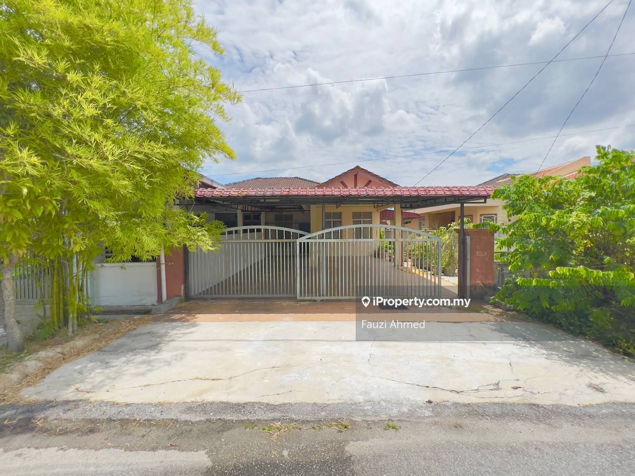 Taman Tuanku Jaafar, Senawang, Seremban Bungalow 4 bedrooms for sale ...