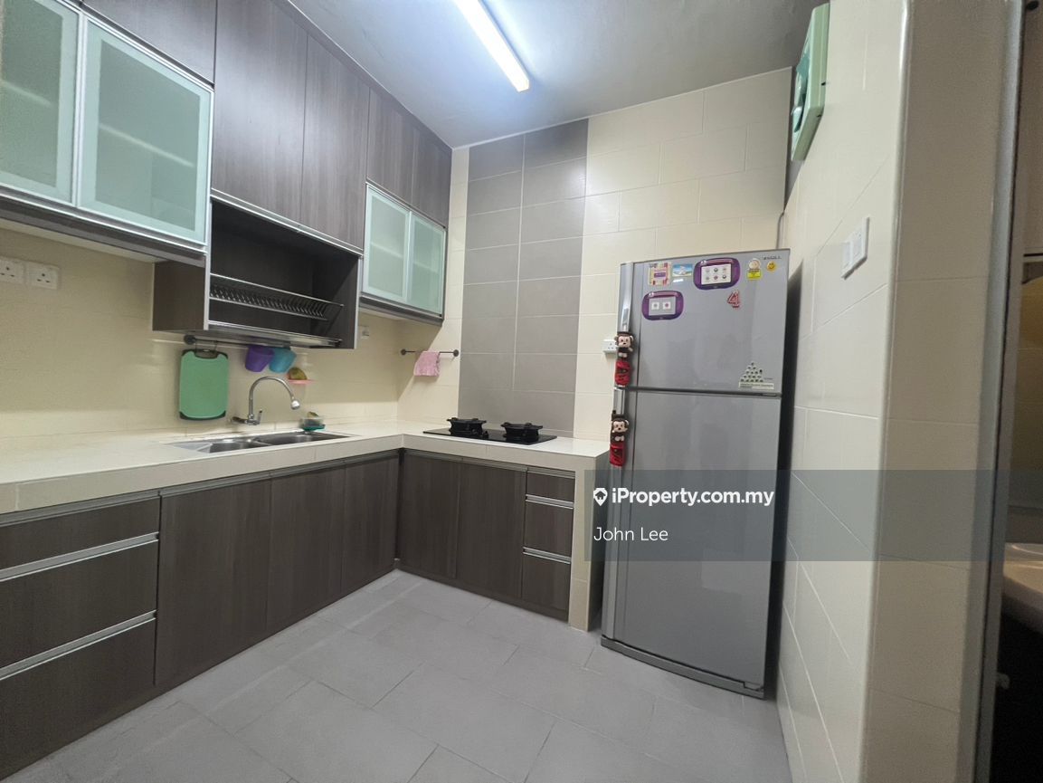 Taman puteri cheras, Cheras Intermediate Townhouse 3 bedrooms for rent ...