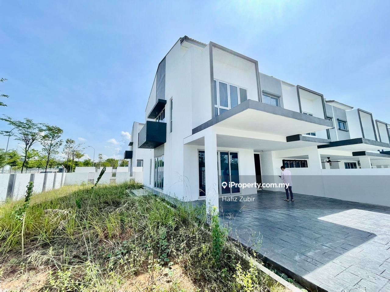 CORNER LOT Taman Hiroki Kajang 2, Kajang Corner lot 2sty Terrace/Link