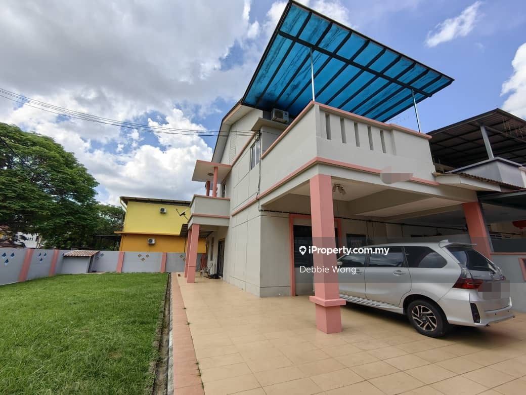 Bandar Putra Jalan Merbau Ioi Kulai Corner Lot, Kulai 2-sty Terrace ...