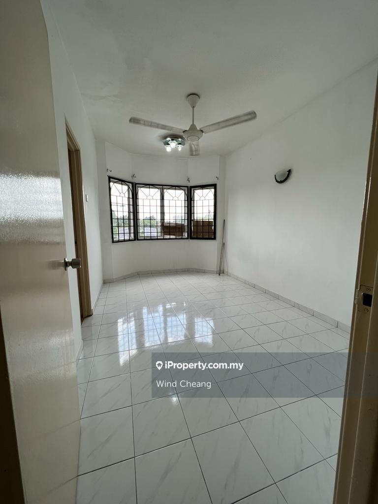 Palma Puteri Intermediate Apartment 3 bedrooms for sale in Kota ...