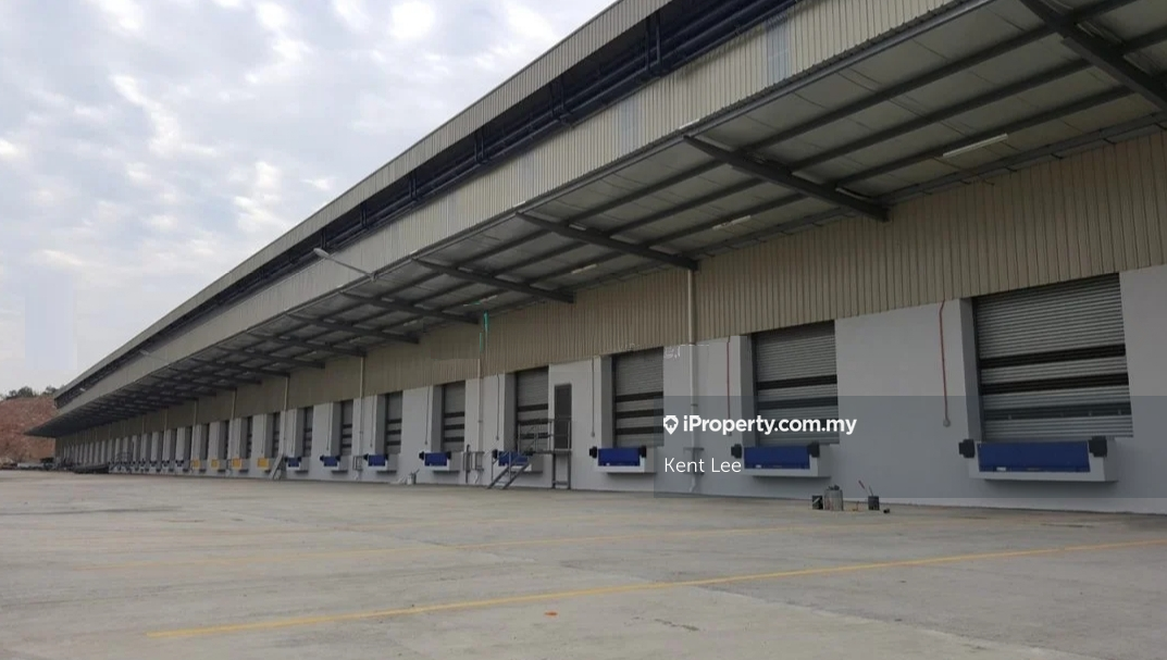Big Warehouse 4 loading bays, Klang, Shah Alam, Bandar Bukit Raja