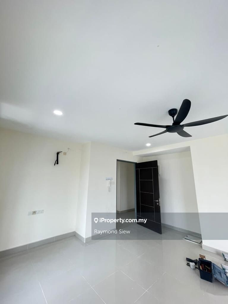 Alam Desa @ Park Village Corner lot Condominium 4 bedrooms for rent in ...