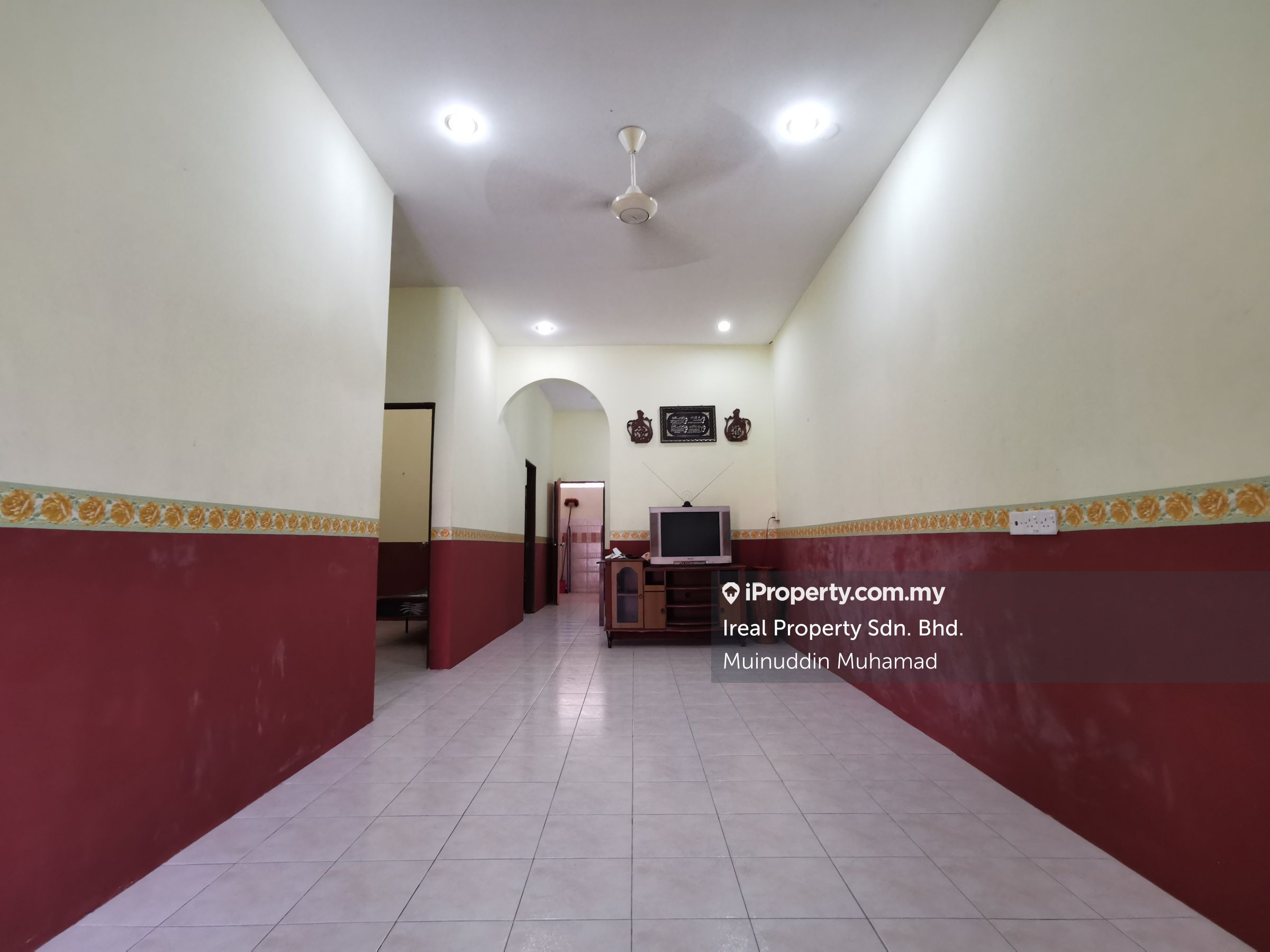 Taman Gemilang Seri Iskandar Intermediate 1 Sty Terrace Link House 3 Bedrooms For Sale Iproperty Com My