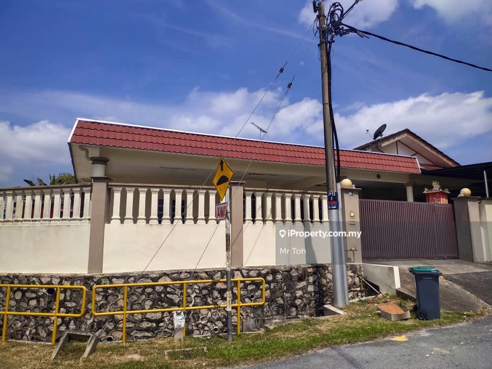 Taman Bukit Tiram Johor Bahru Corner Lot 1 Sty Terrace Link House 4 Bedrooms For Sale Iproperty Com My