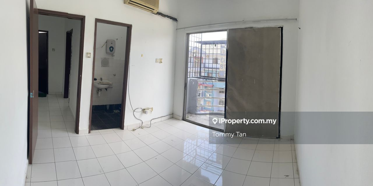 Kenari Court Intermediate Apartment 3 bedrooms for rent in Ampang