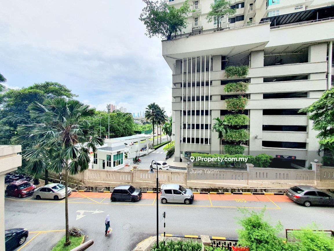 Royal Domain Sri Putramas 2 Condominium 3 bedrooms for sale in Jalan