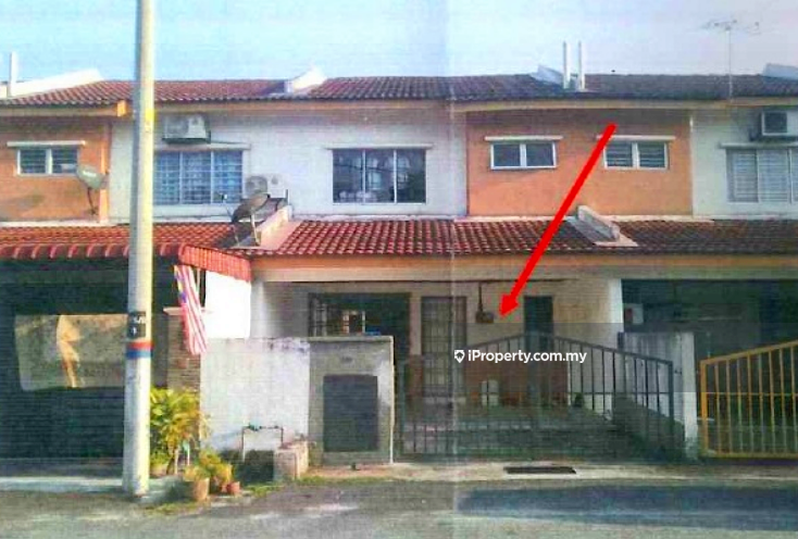 Bandar Saujana Putra, Jenjarom
